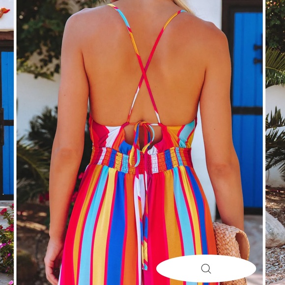 Sold out - Vici Maxi Dress - Picture 2 of 7